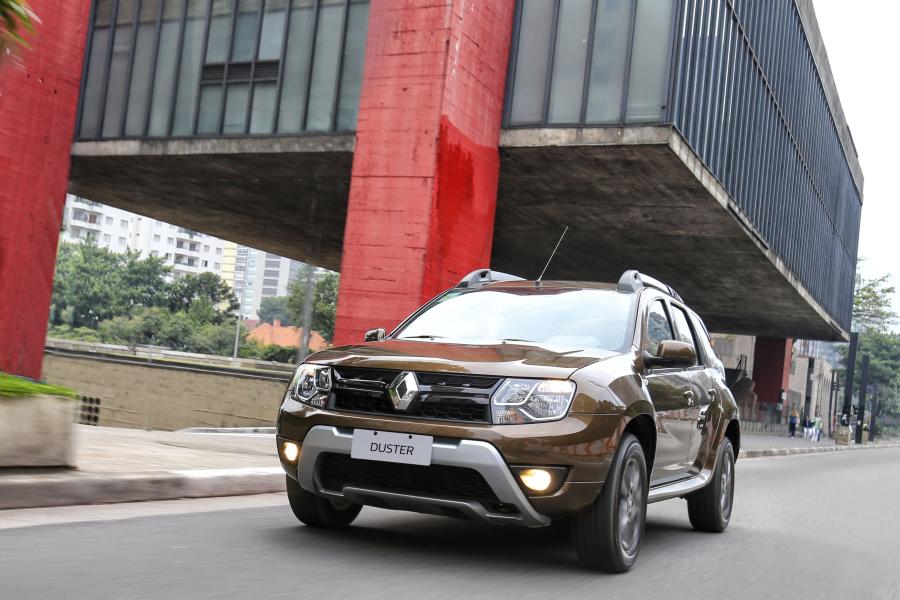  Renault Duster 2015 года  (BR) (фото 8 из 17)